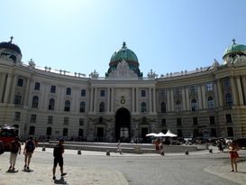 geführte Tour in Wien Michaelerplatz Hofburg